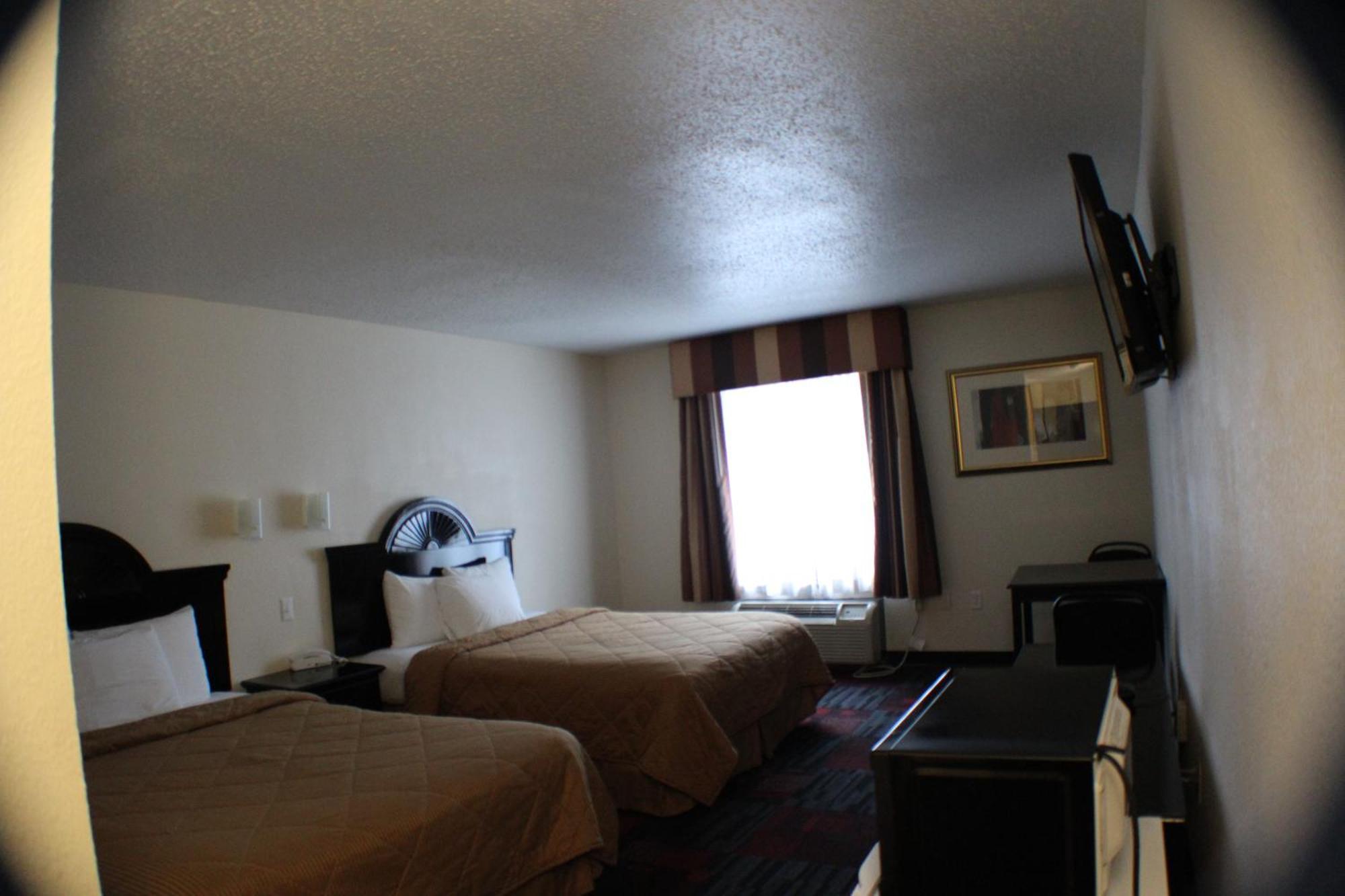 Araamda Inn Norcross Room photo